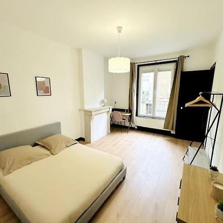 Le Moderne Apartment Charleville-Mezieres Bagian luar foto