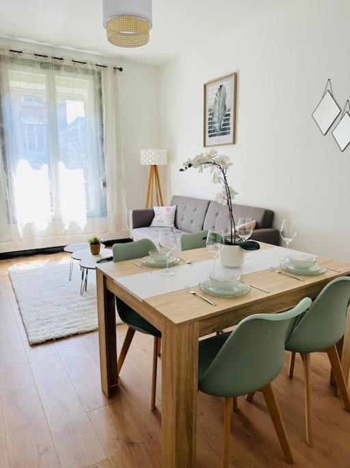 Le Moderne Apartment Charleville-Mezieres Bagian luar foto
